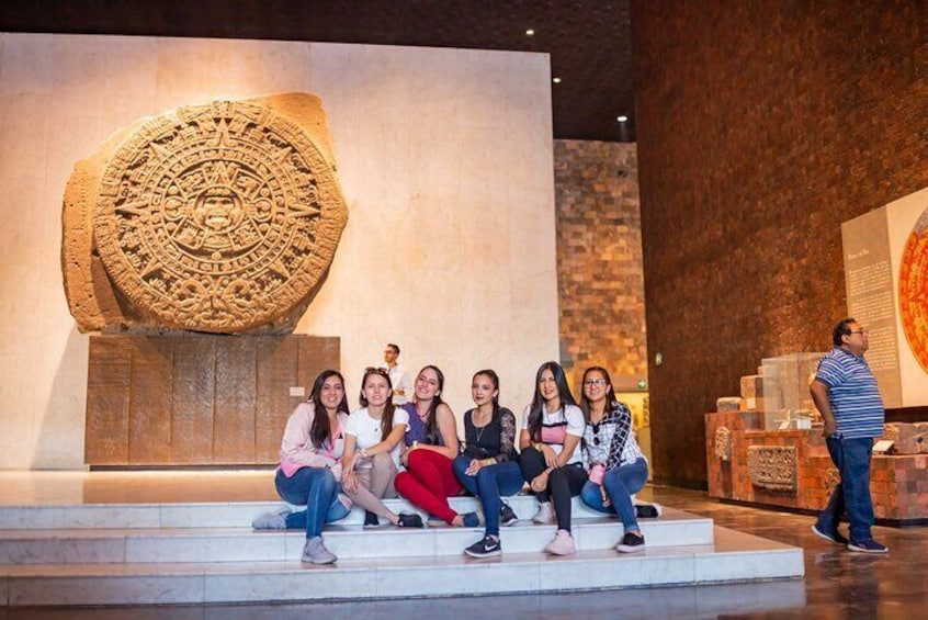 Anthropology Museum, Chapultepec Castle & Cable Car Tour 2