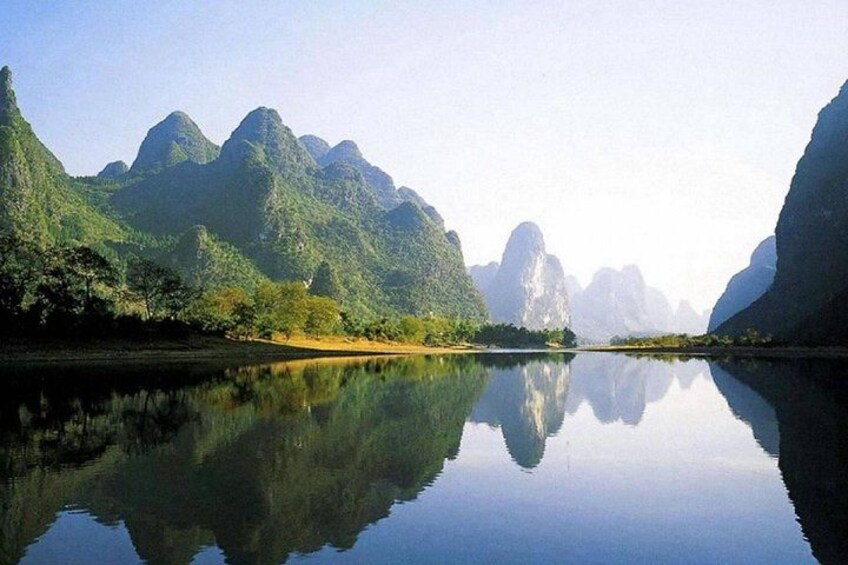 1-Day Guilin Tour to Reed Flute Cave, Bamboo Boat and Night Show 3