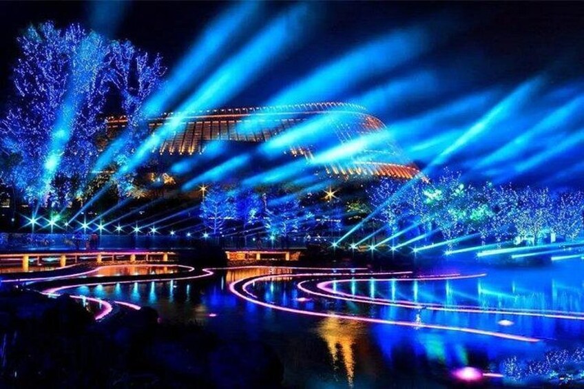 1-Day Guilin Tour to Reed Flute Cave, Bamboo Boat and Night Show 4