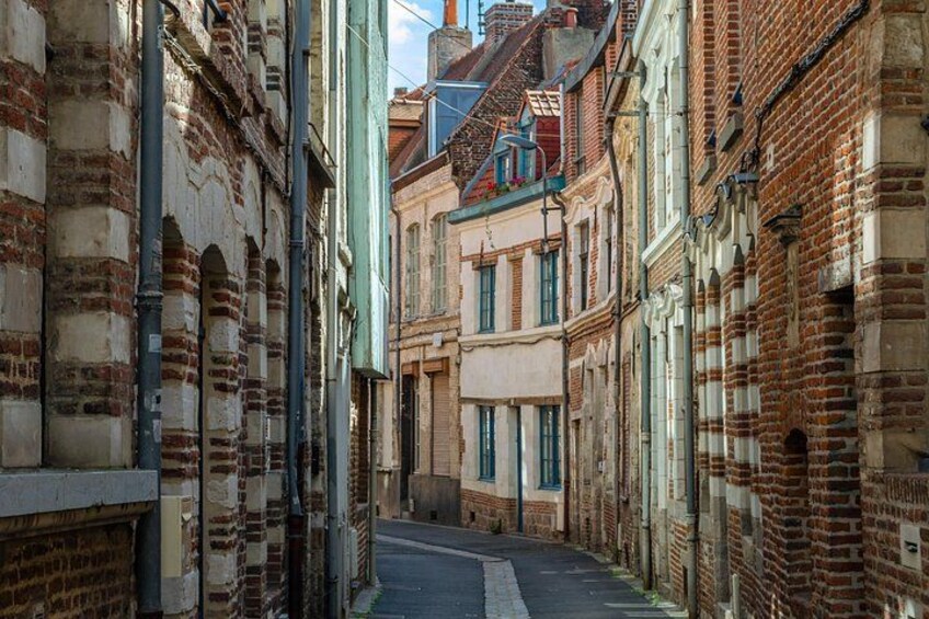 Explore Lille in 60 minutes with a Local 3