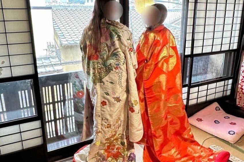 Explore a Historic House: Kimono Photoshoot and Matcha Tea 4