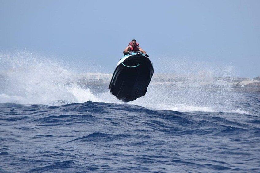 20-Minute Jet Ski Adventure in Puerto del Carmen 3