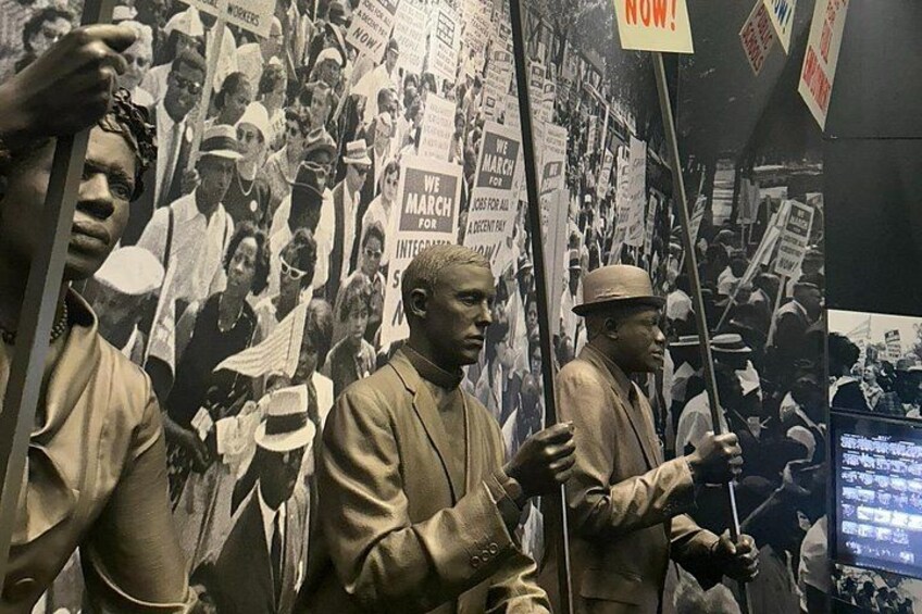 Memphis Discovery Tour w/ National Civil Rights Museum Admission 2