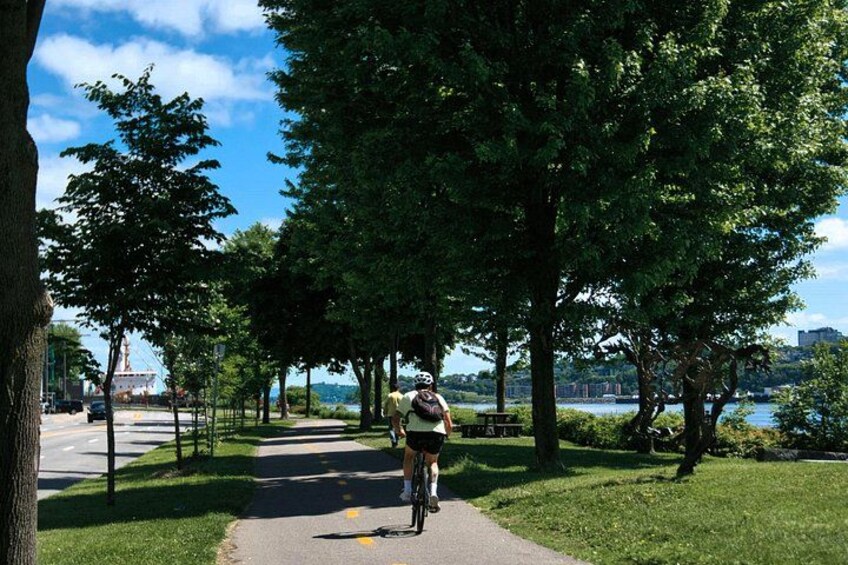 Panoramic Electric Bike Tour of Quebec City 3