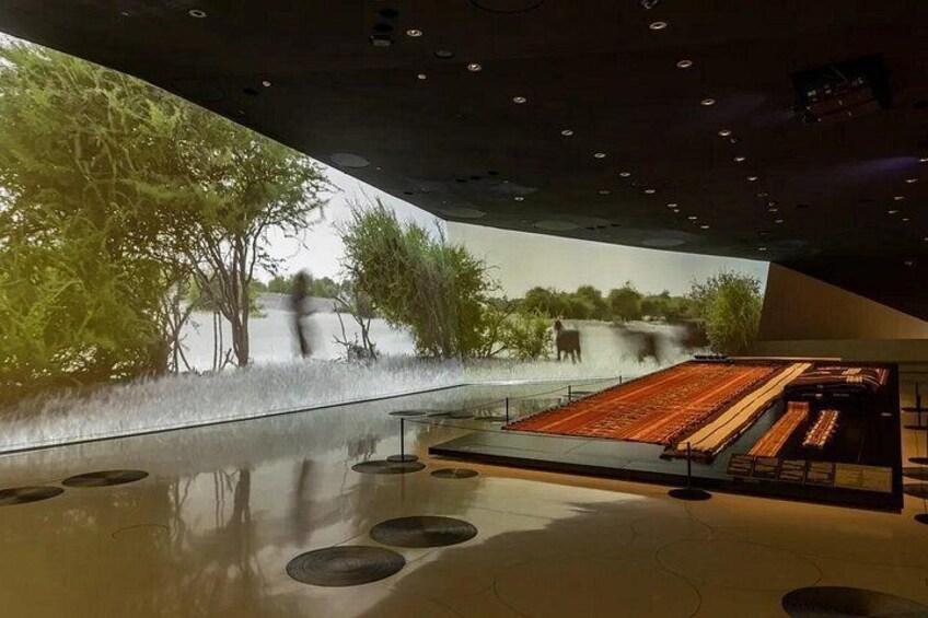 Discover a seamless fusion of ancient artifacts and contemporary art, bringing Qatar’s rich history to life. 5
