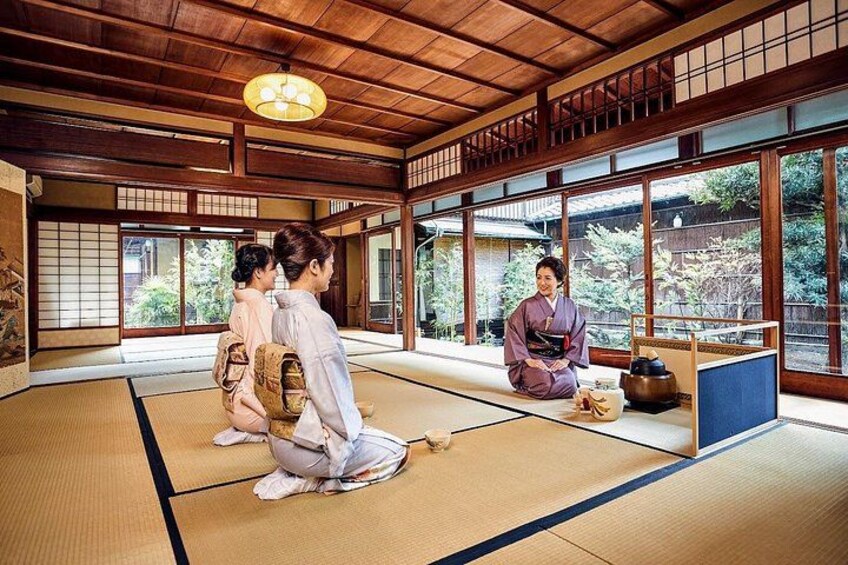 Kimono Tea Ceremony at Kyoto Maikoya, Karasuma Shijo 2