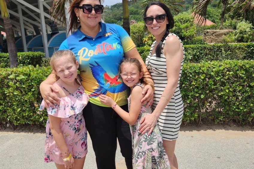 Private Roatan: Sloths, Monkeys, Chocolate, Rum & Island Tour 1