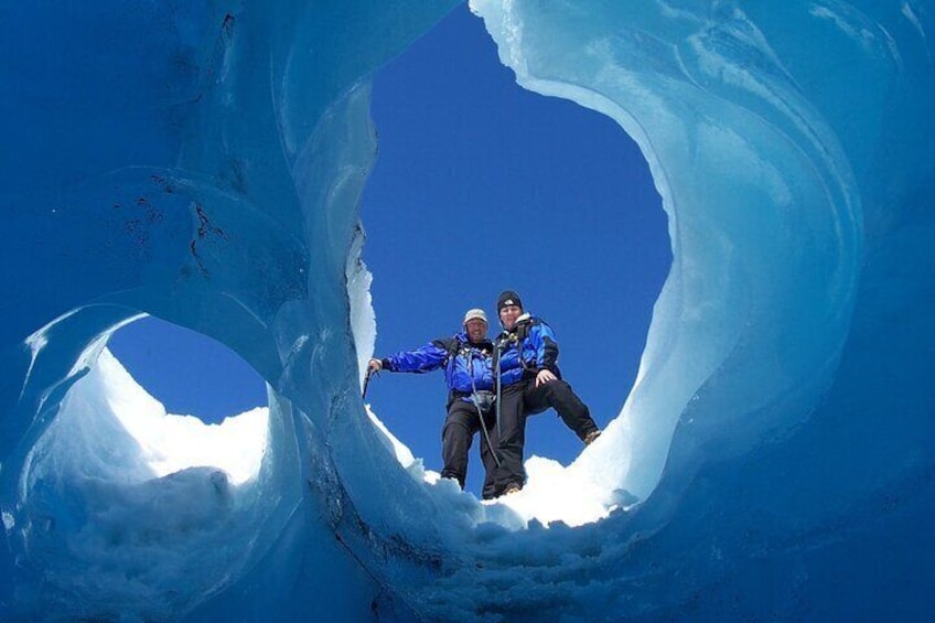 Hiking and Kayaking Experience on Tunsbergdalsbreen 1