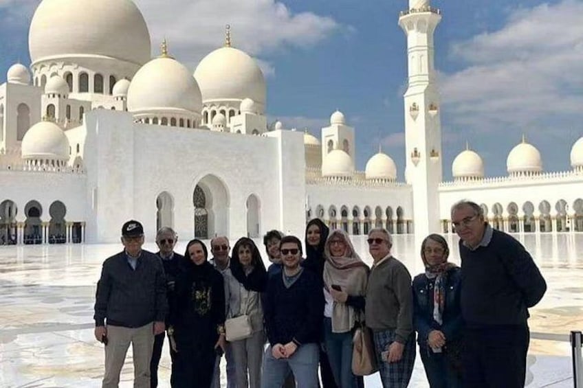Sheikh Zayed Grand Mosque with Louver Museum Tickets 3
