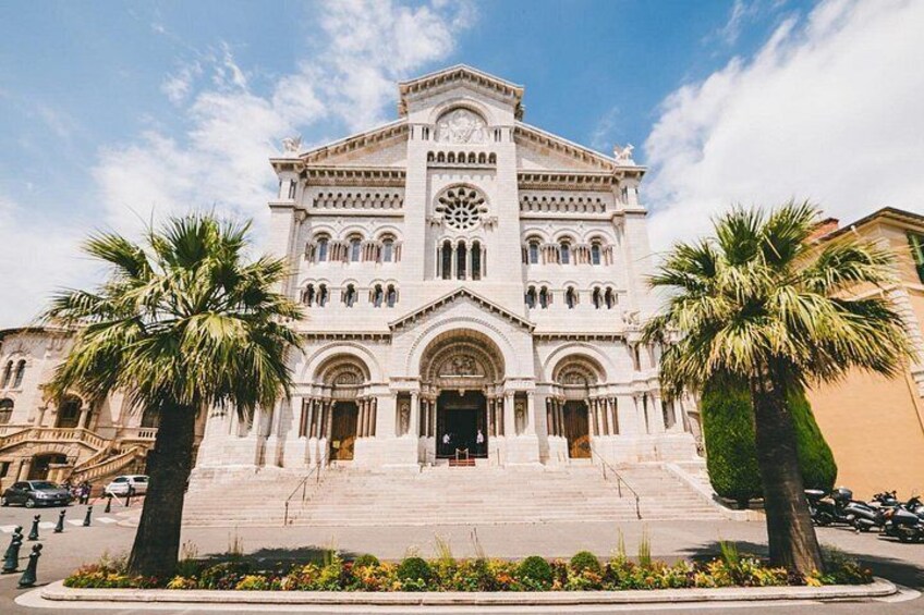 Explore Monaco in 60 minutes with a Local 4