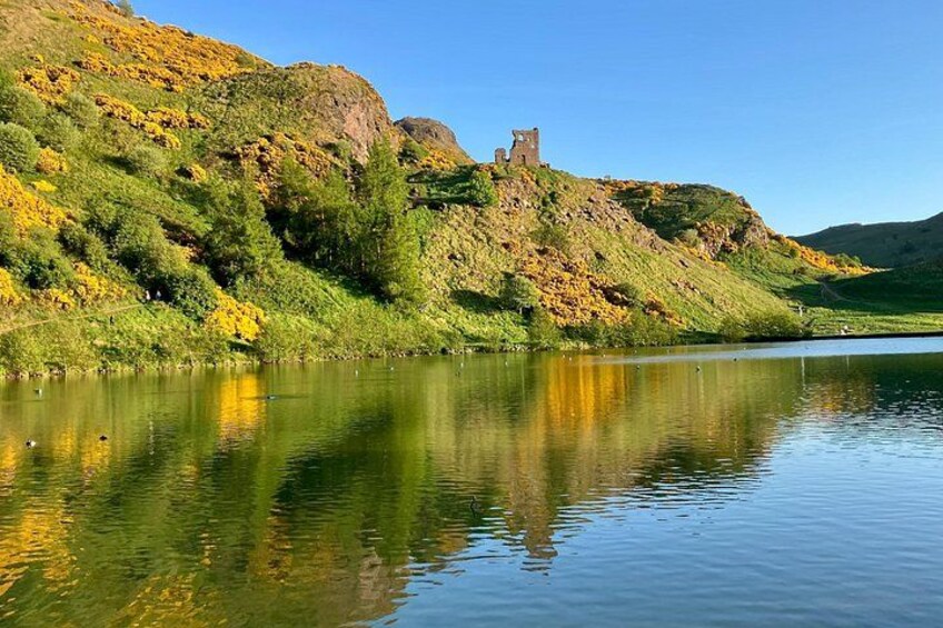 Hike Arthur's Seat & Calton Hill 4