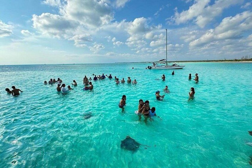 Cozumel Catamaran Tour: Snorkel at Top Reefs & Open Bar 3