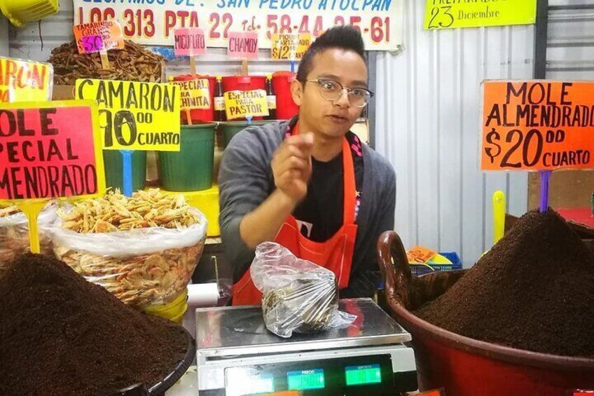 Eat and Explore Local Markets in Mexico City 1