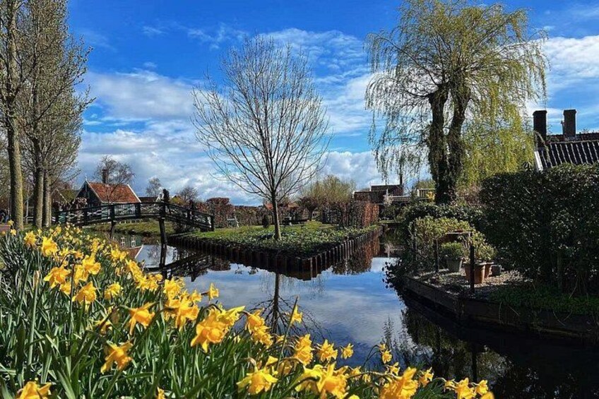 Zaanse Schans, Lego Village, Giethoorn Day Tour Incl. Boat Cruise 3