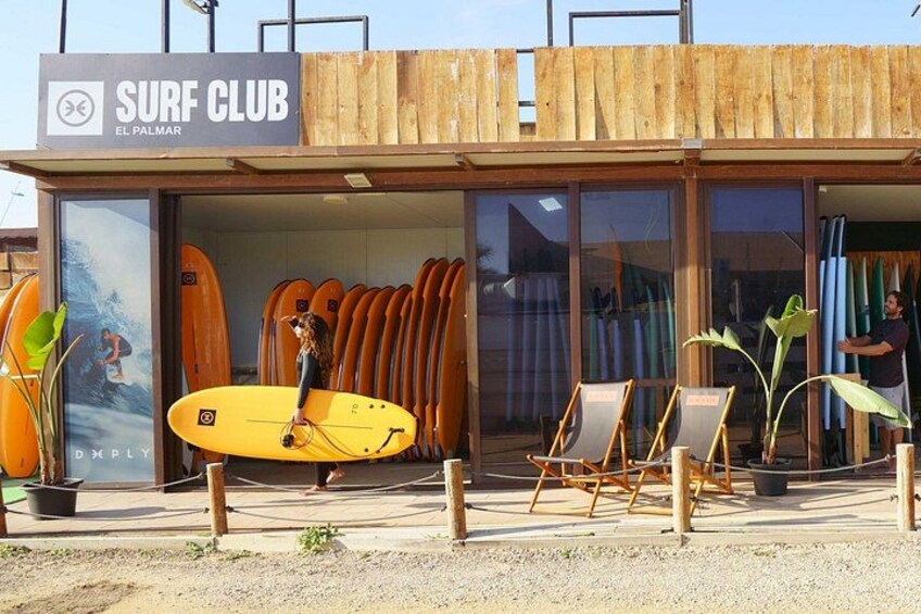 Surf Lessons in El Palmar : All Levels, Small Groups 3