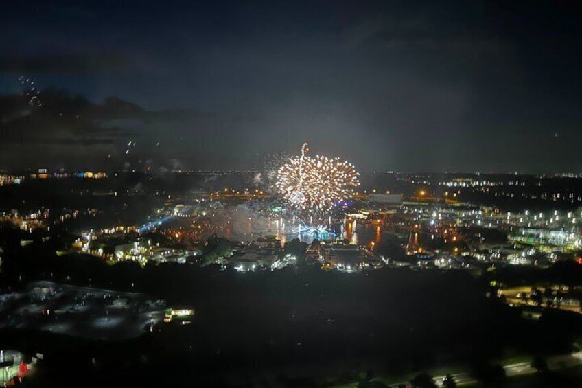 Family pack 77 Miles Helicopter Tour Fireworks & all Theme Parks 5