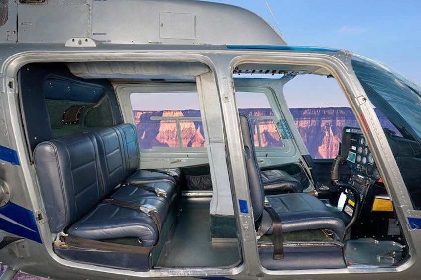 Bell 206 interior 5