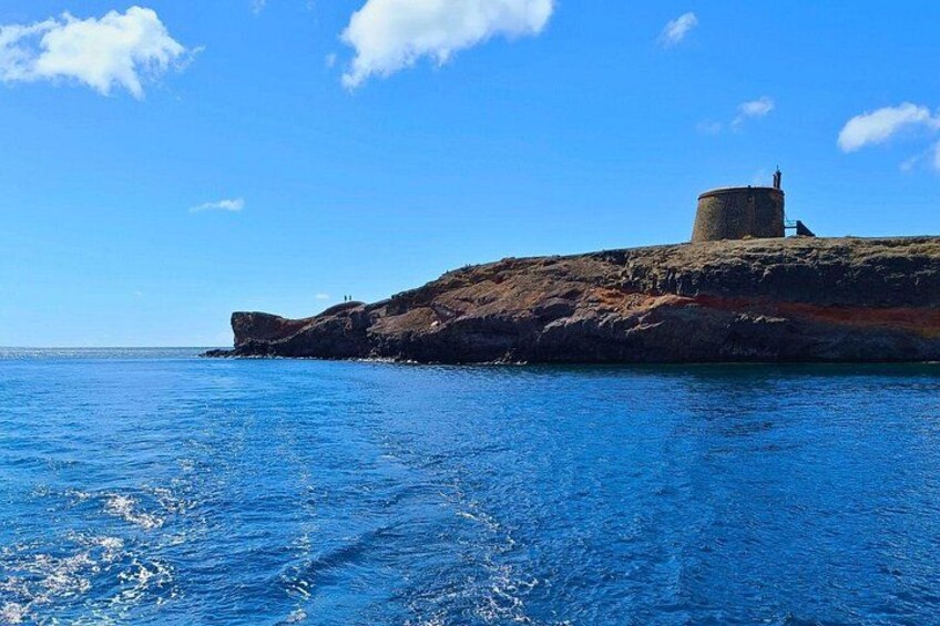 Private Yacht with Sunset in Papagayo and Gourmet or Premium Menu 2
