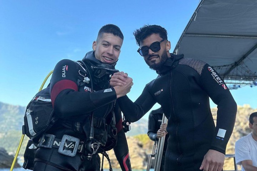 Try Scuba Diving in Budva: Boat Experience & Underwater Tunnels 5