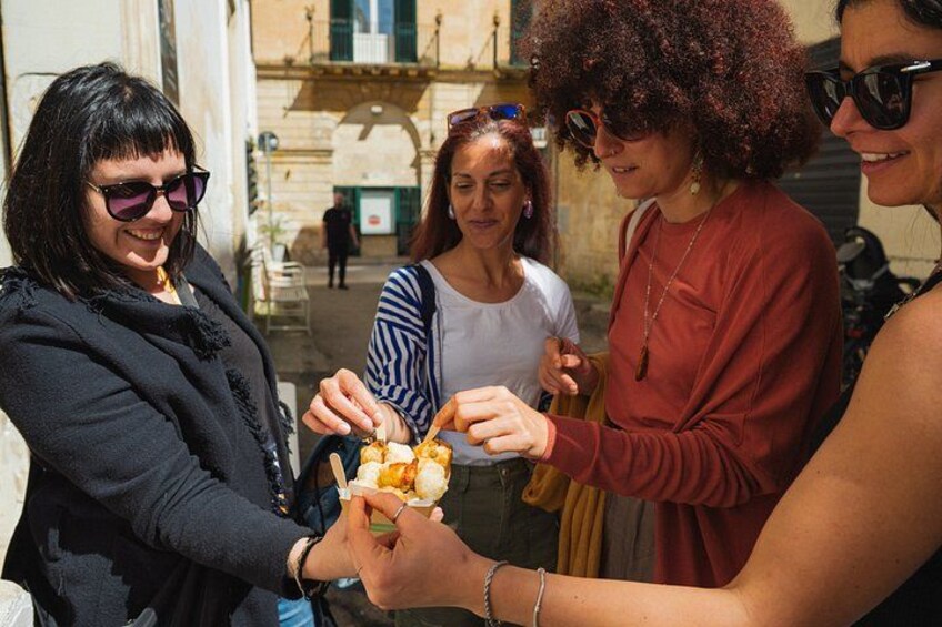 Lecce Ultimate Street Food Tour - Small Group by Do Eat Better 1