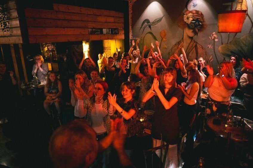 Pov: standing ovation! 4