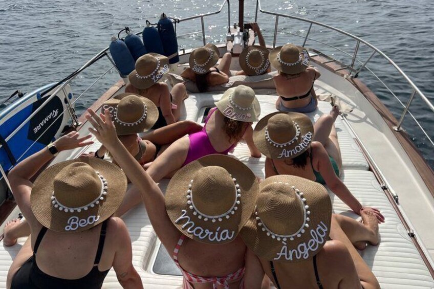 Sail on the Valencia Coast maximum 6 Pax 4