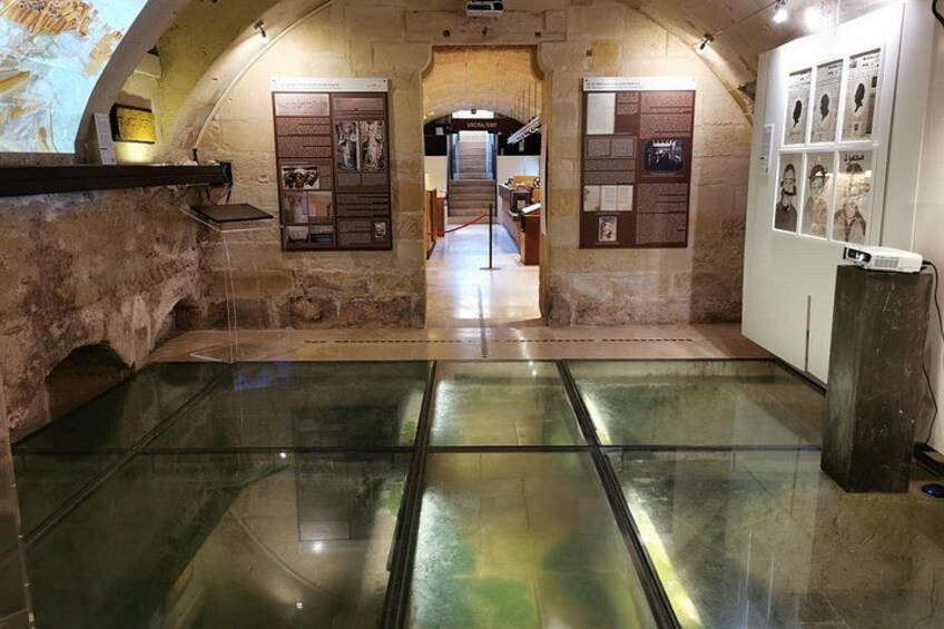 Tour of Lecce with a visit to the basement of the ancient synagogue 2