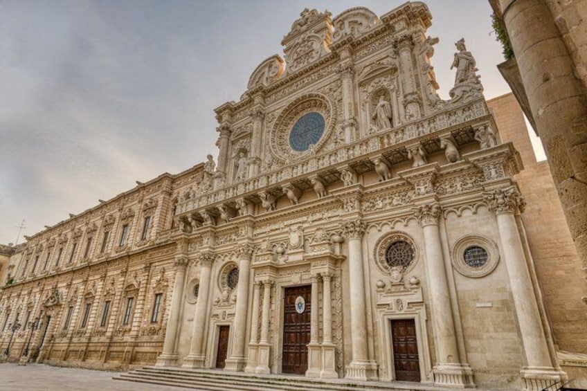 Tour of Lecce with a visit to the basement of the ancient synagogue 1