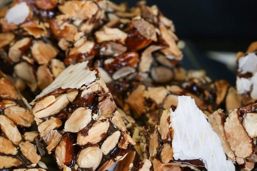 Atelier transformation Almonds Nougat by a producer 4