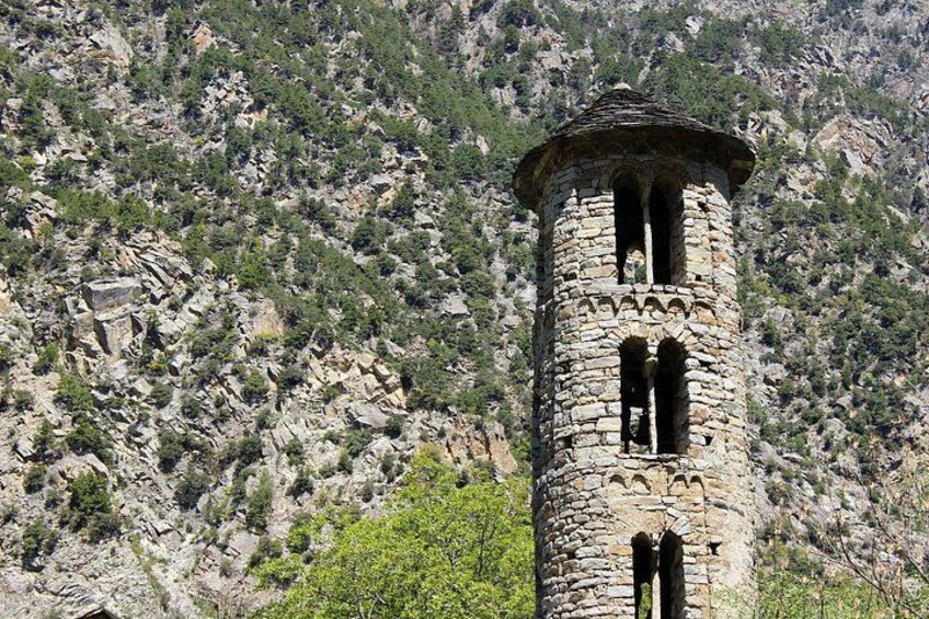The Best of Andorra la Vella: Art, Heritage & Alpine Vistas 5