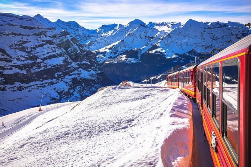 Private all day driver: Interlaken> Lauterbrunnen and Grindelwald 2