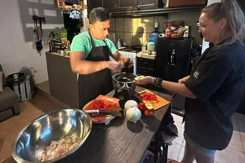 4h Cooking Class in Mexico City: 8 Recipes & Bottomless Drinks 2