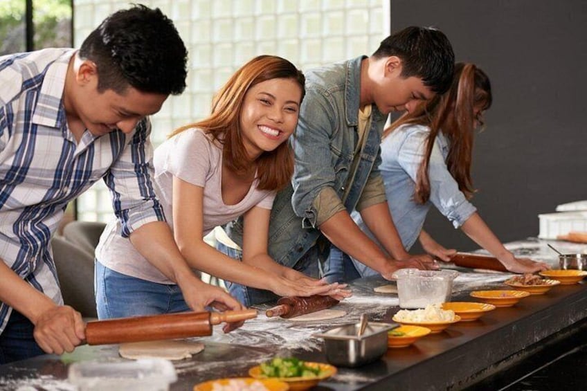 A hands-on experience where everyone has a role 2
