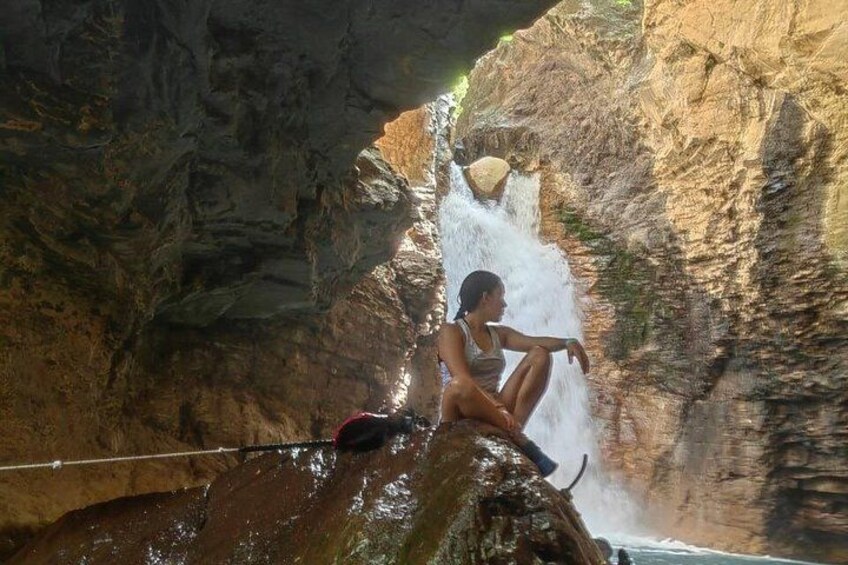 La Leona Waterfall – A breathtaking spot inside its caves, the perfect place for an unforgettable photo. 1