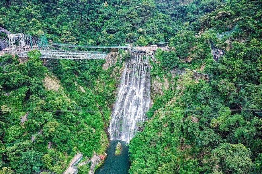 Thrilling Glass Bridge Experience at Gulong Gorge from Guangzhou 4