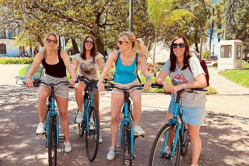 Montevideo Small Group Bike Tour or E-bike tour with picnic 4