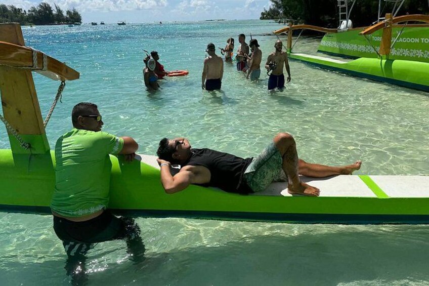 Activity/Excursion Lagoon Tour to Moorea by Canoe 6 hours 3