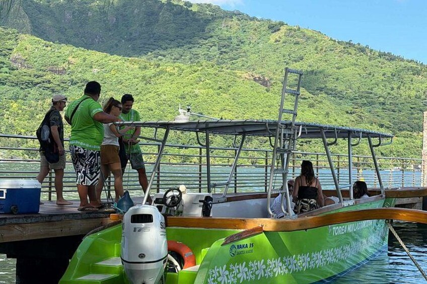 Activity/Excursion Lagoon Tour to Moorea by Canoe 6 hours 5