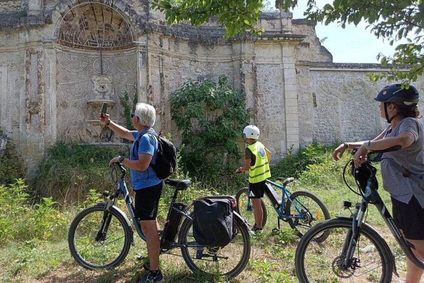 Unusual Guided Electric Bike Tour of Montpellier 1