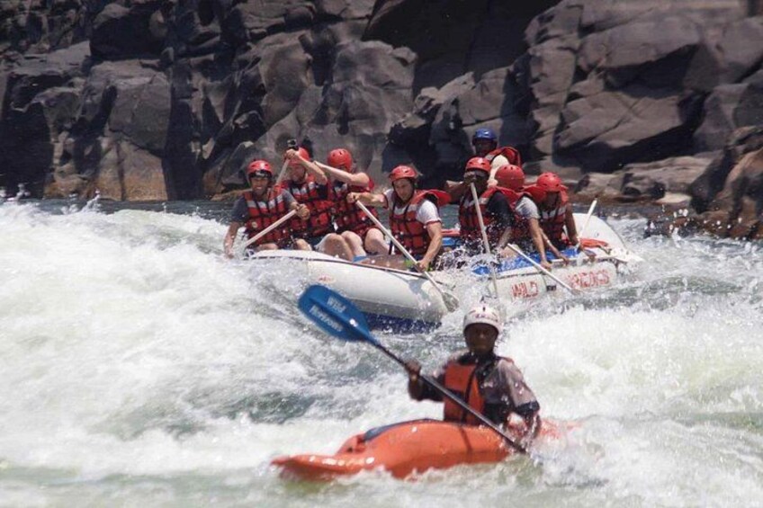 Victoria Falls Adventures White Water Rafting 3