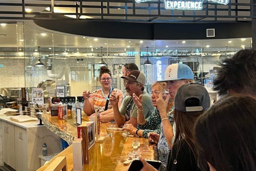 Epic Niagara Falls Private Tour w/ Tower, Journey & Boat Cruise 2