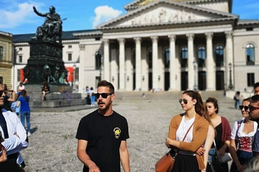Max Joseph Platz 1