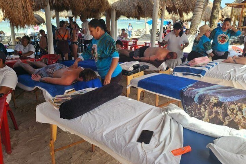 El Mariachi Loco Beach Club 2