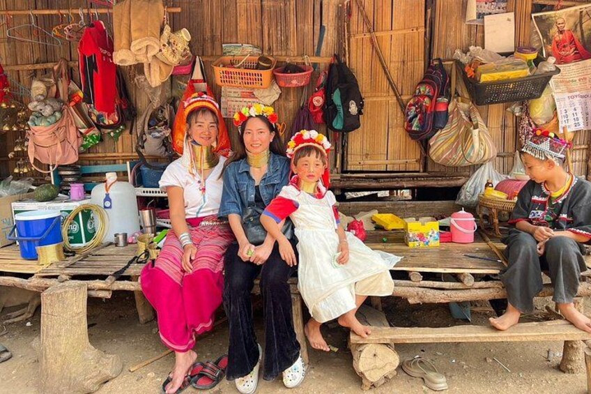 Long Neck Village, Silver Temple & Chiang Mai Top Cultural Sites 4