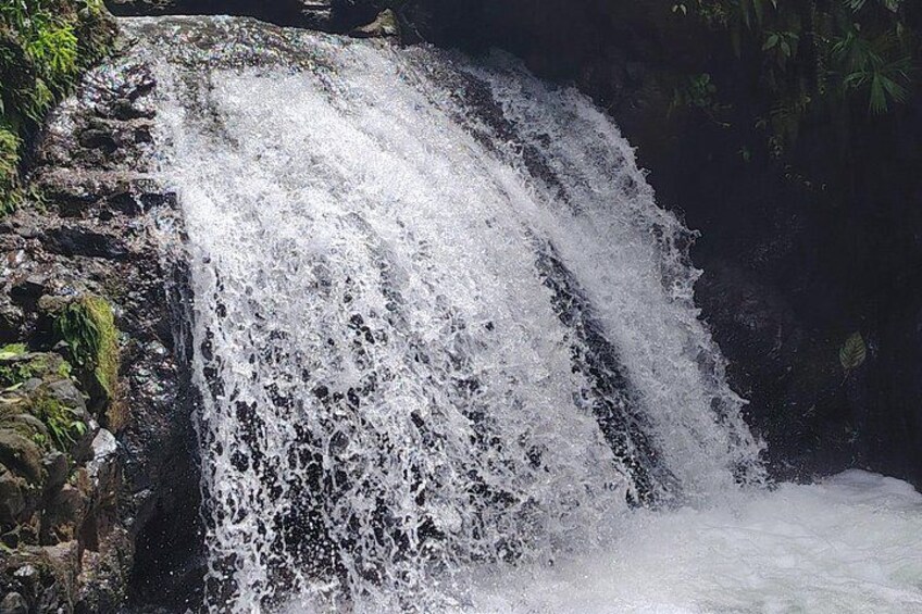 3 Waterfalls with lunch included 2