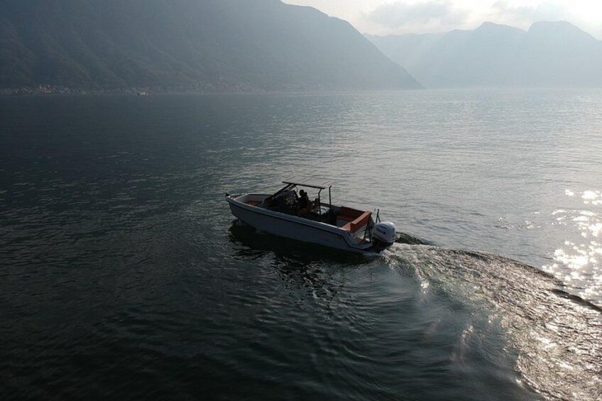 Lake Como Boat tour share with PROSECCO 3