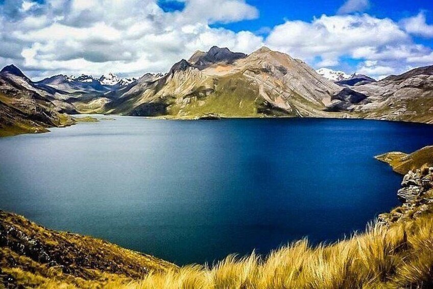 Lima: Marcapomacocha | Cordillera de la Viuda | Lakeside Route 2