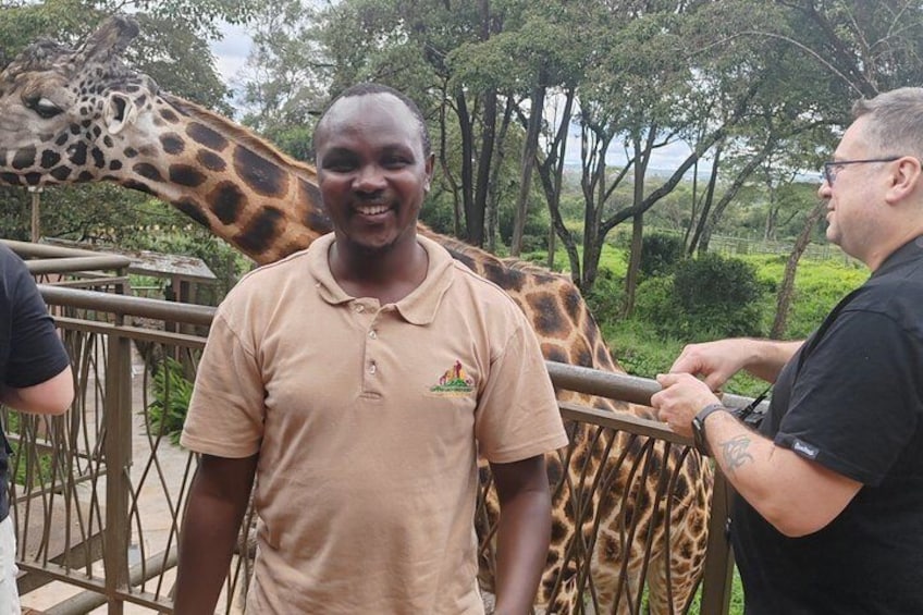 Explore Giraffe Centre, Karen Blixen & Traditional dances expo 4