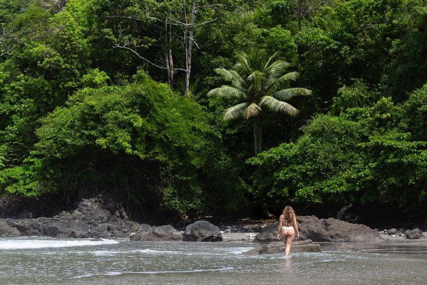 Beach photoshoot in the Costa Rican Pacific Coast 4