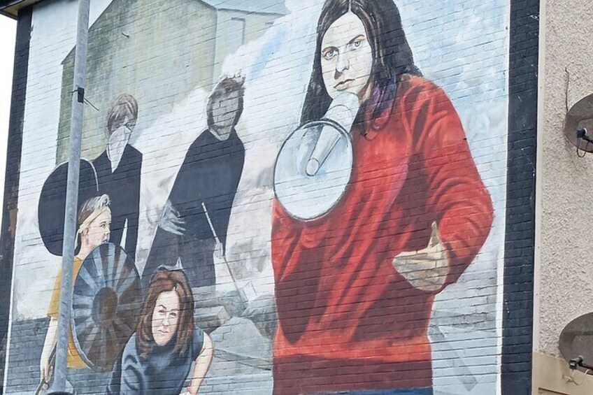 A Bogside Mural featuring Bernadette Devlin 4